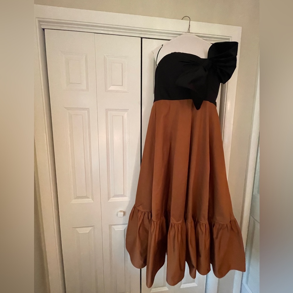 Bow-Tie Maxi Dress